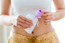 Coletor menstrual: riscos e cuidados